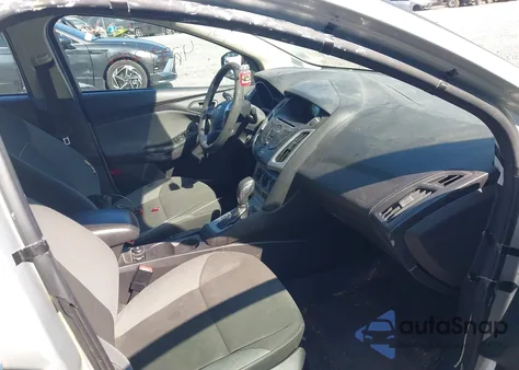 2012 Ford Focus Se из США, поврежденный, VIN 1FAHP3F2XCL229707